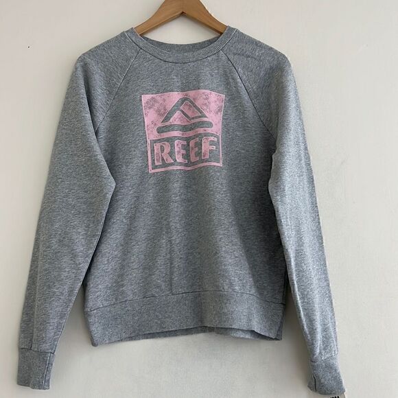 NWT Reef Logo Sweatshirt Size S (junior) - Picture 1 of 6
